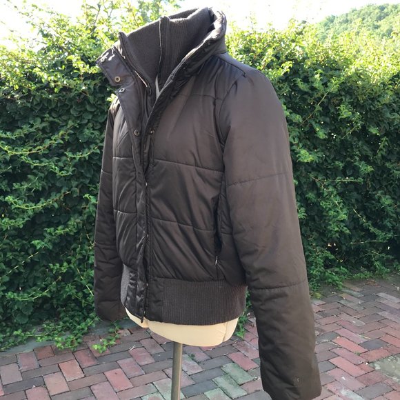 Women's Jacket - Picture 4 of 8